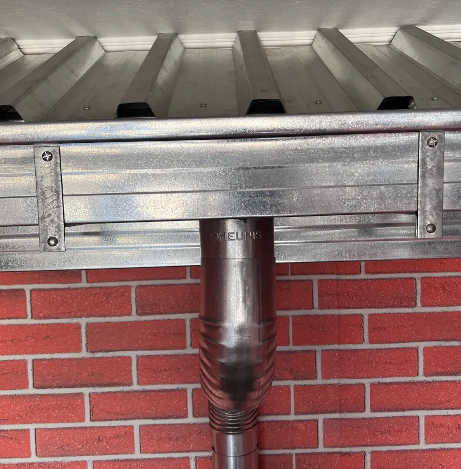 Galvanized steel gutters 